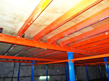 Op zwaar werk berekende Twee Niveaus Industriële Mezzanine Systemen voor Logistiekcentrum, 1000kg
