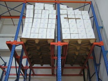 De Aandrijving van de staalpallet in het rekken Op zwaar werk berekende 10m voor industriële Pakhuis grote capaciteit