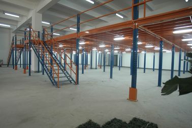 zwaargewicht industriële mezzanine vloeren, het Autoplatform van de delenindustrie met staaldek